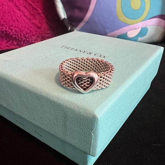 Vintage Tiffany & Co. Mesh Heart Ring - Picture 1 of 2